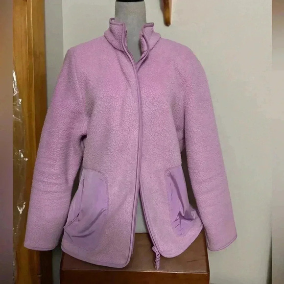 T by Talbots fleece jacket.  Smoke free home. Excellent condition. - Picture 1 of 5